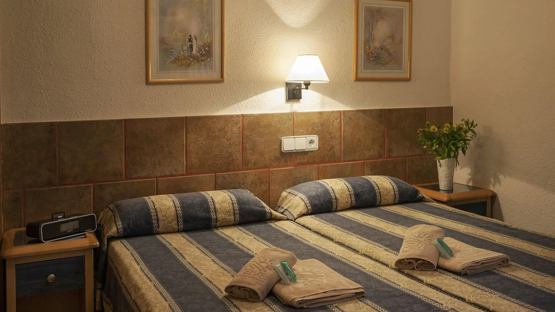 Apartment Portu Saler Apartamentos Es Pujols